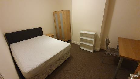 192 Harring - Bedroom.png