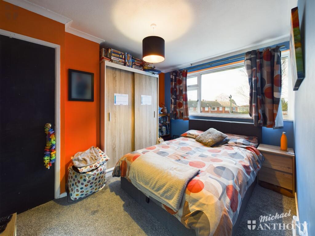 CAM03852G0-PR0159-STILL009