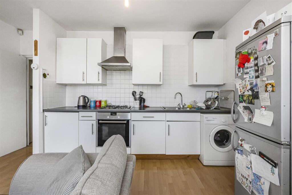 Flat C 9 Exmouth Street -010.JPG