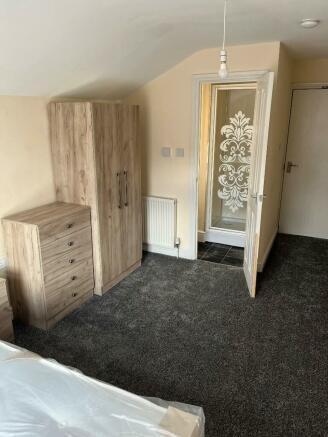 bedroom reverse.jpeg