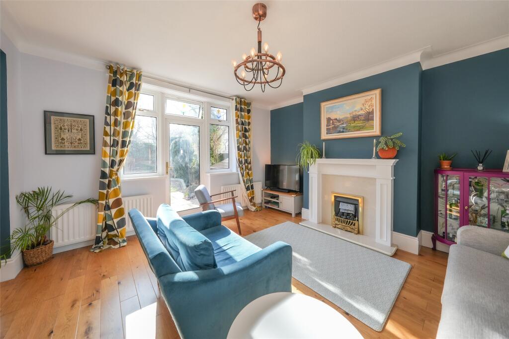 Family/Dining Kitche