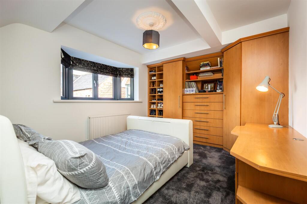 The Chimneys Park Street Worksop S80 1HH-20.jpg