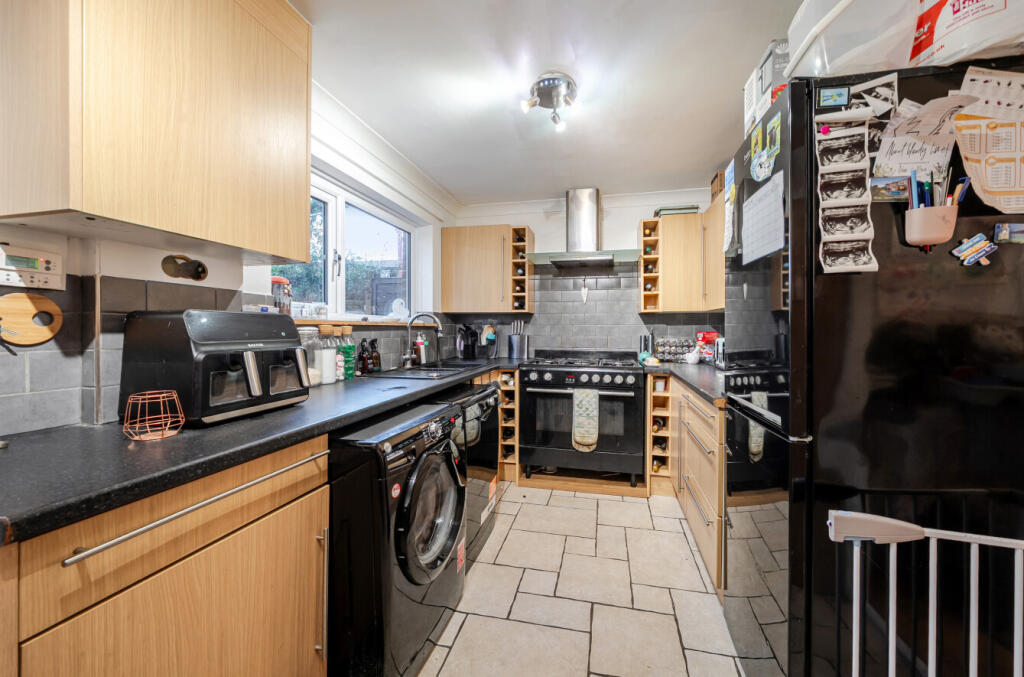 1374005-15-691212...