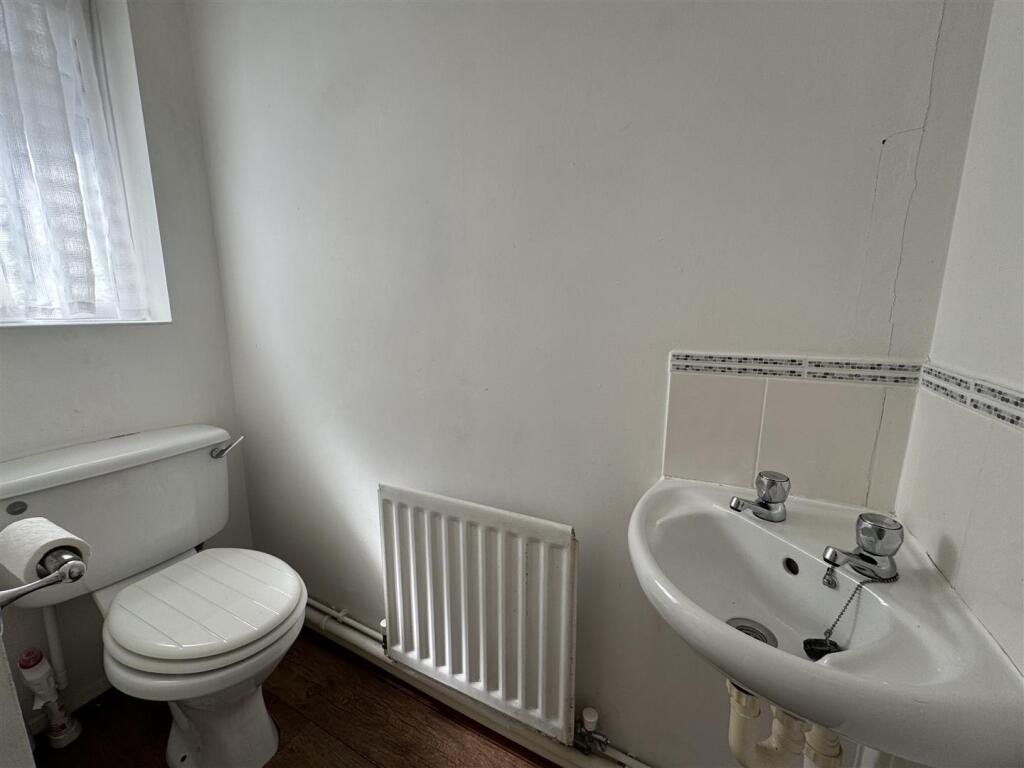 CLOAKROOM