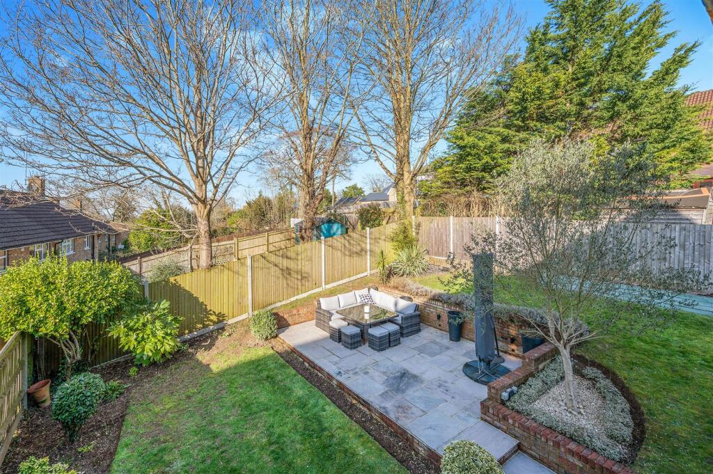 HILLSIDE CLOSE, 3- (13).jpg