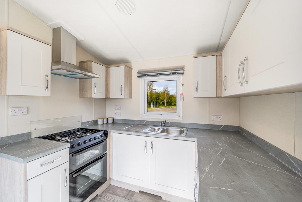 Swan Lake Country Park (Swineshead)-35.jpg