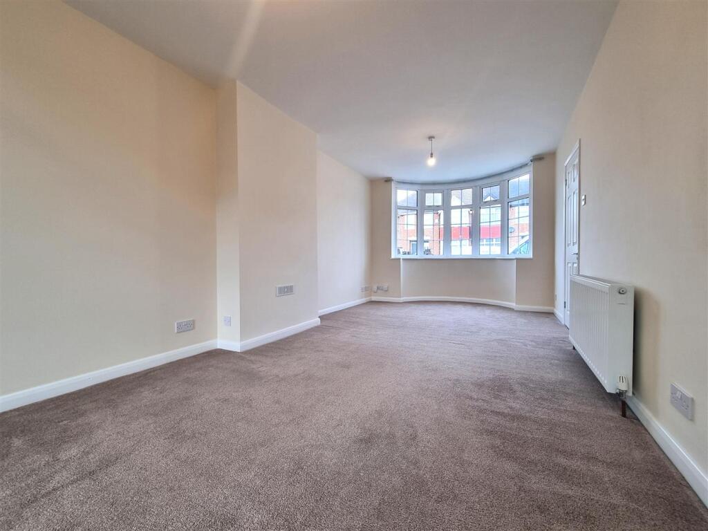 Spacious Through Lou
