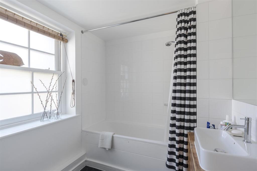 Bath-1.jpg