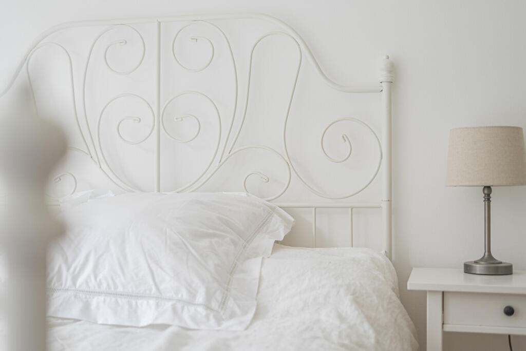 1332100-8-688ce2c...