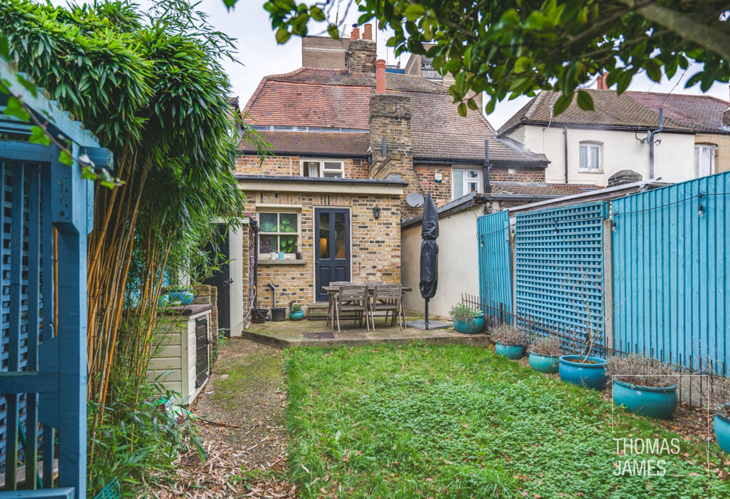 Turkey Street, garden