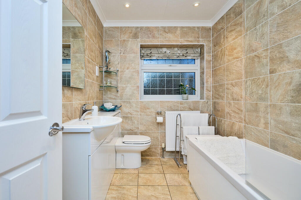 Edward Knight 202...