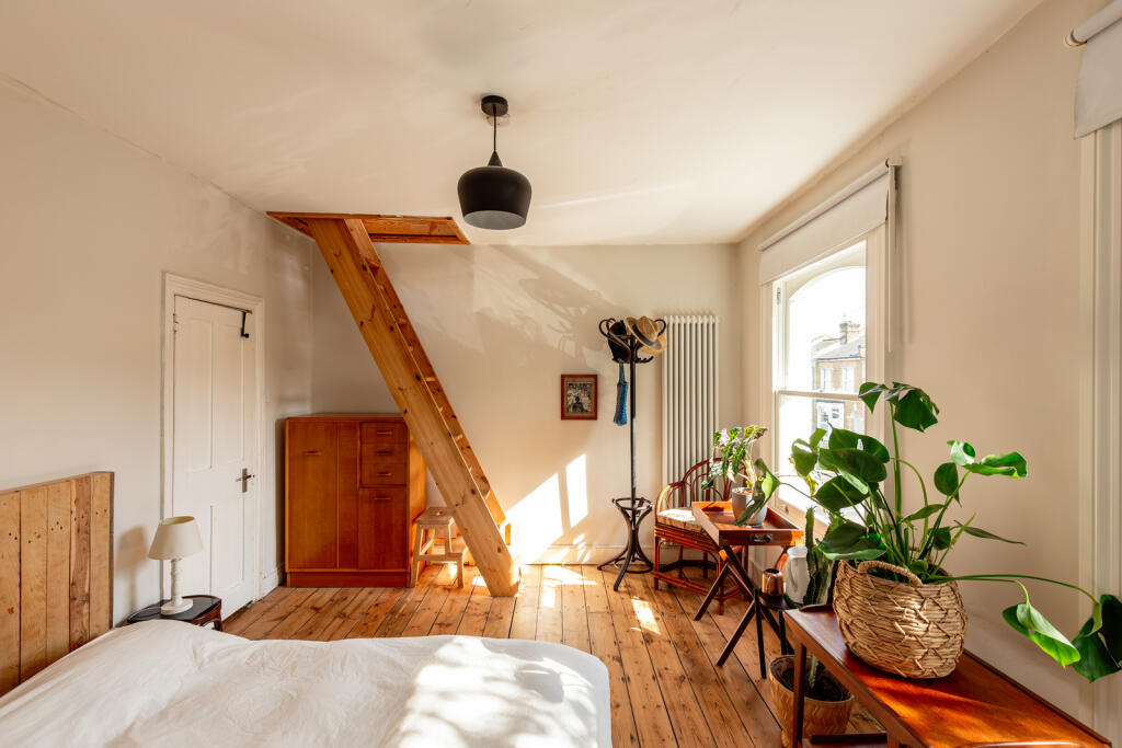 314076 - 25_9_TMH SE15 2SZ12596-Edit.jpg