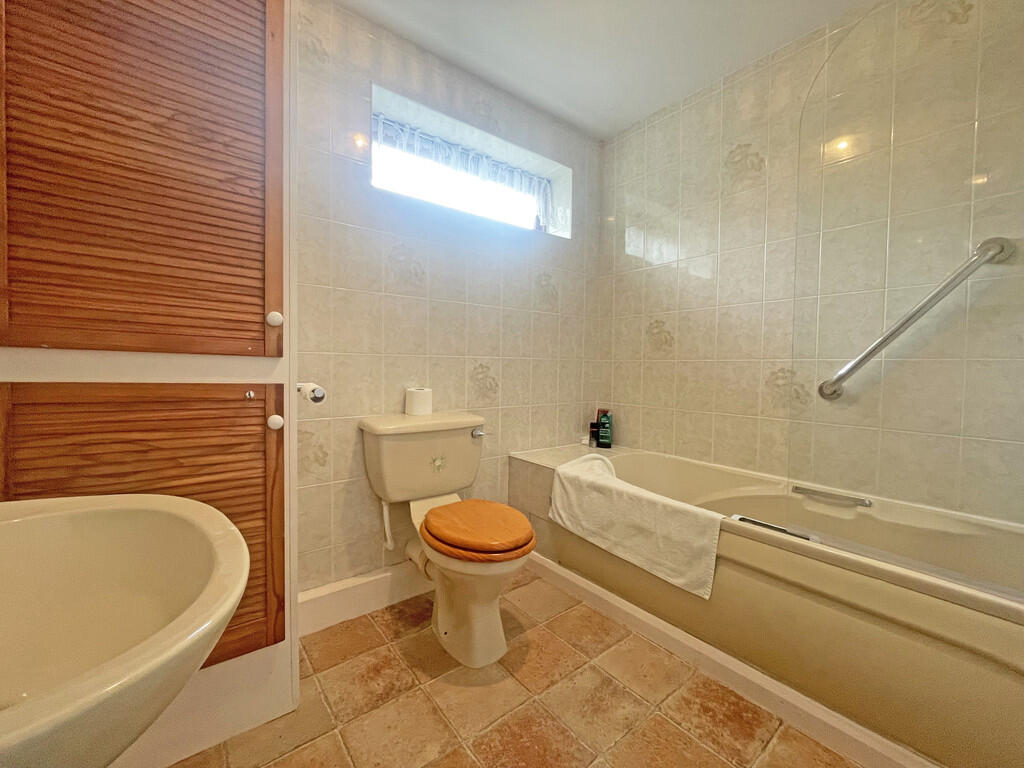 ivy bath