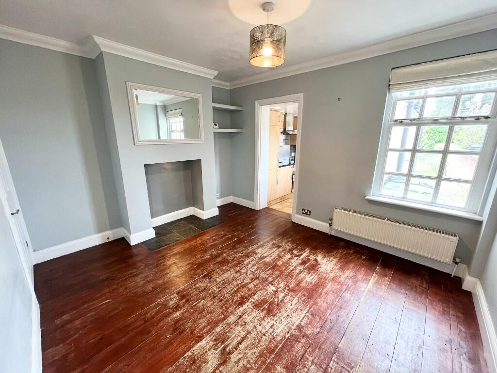 LIVING ROOM 2