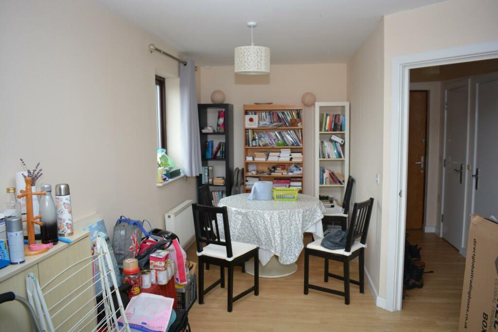 Dining Area.jpg