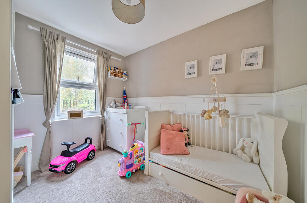 1373358-13-6908ea...