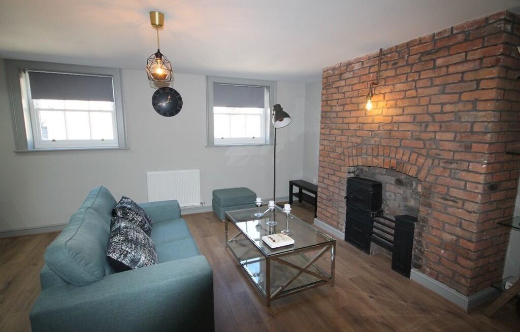 LivingRoom2