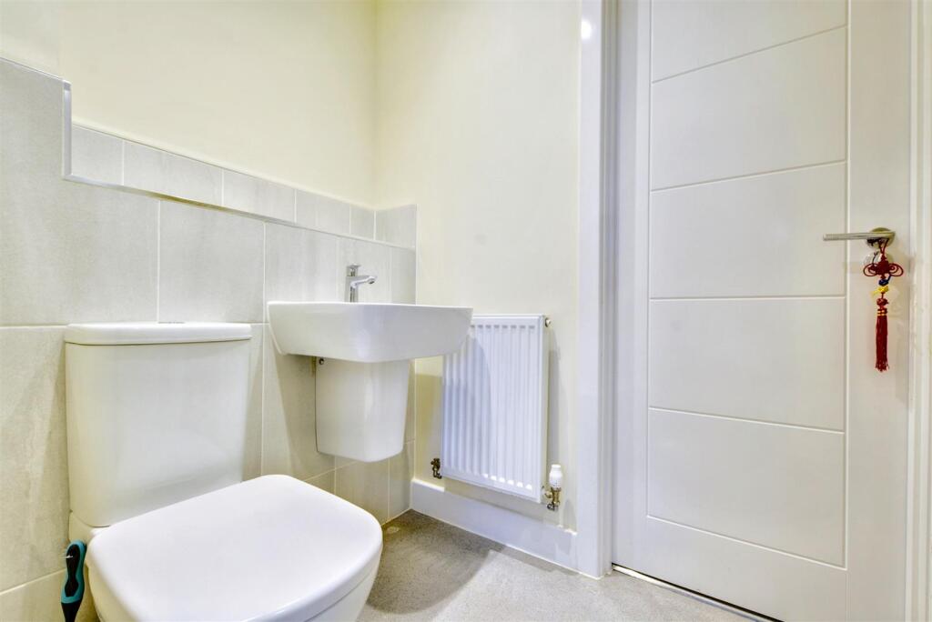 Bedroom 1 and 2 En Suite_1.jpeg