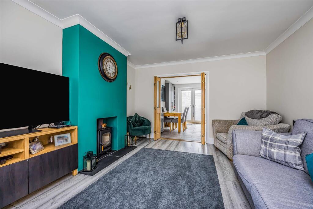 3 Algiers Road, Baffins-Small-PorticoMarketing-Sol