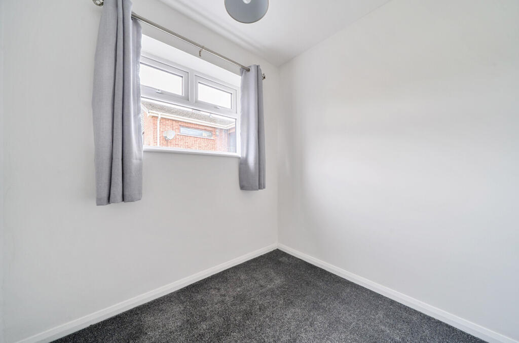 -68652565b8277-l-1316441-17-686405793f29b