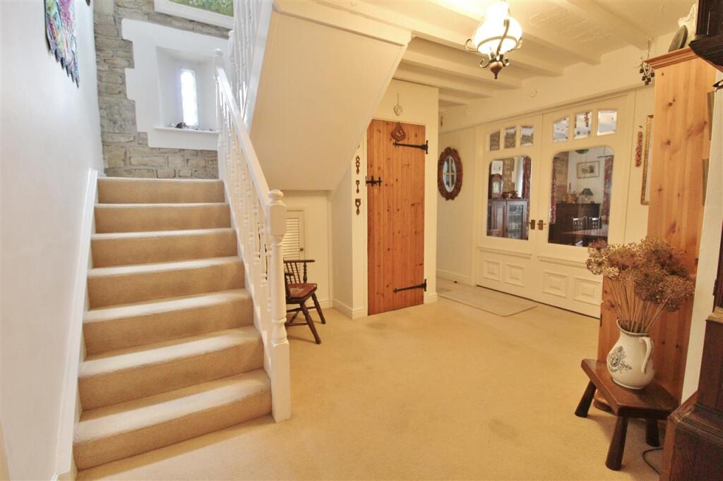 RECEPTION HALL