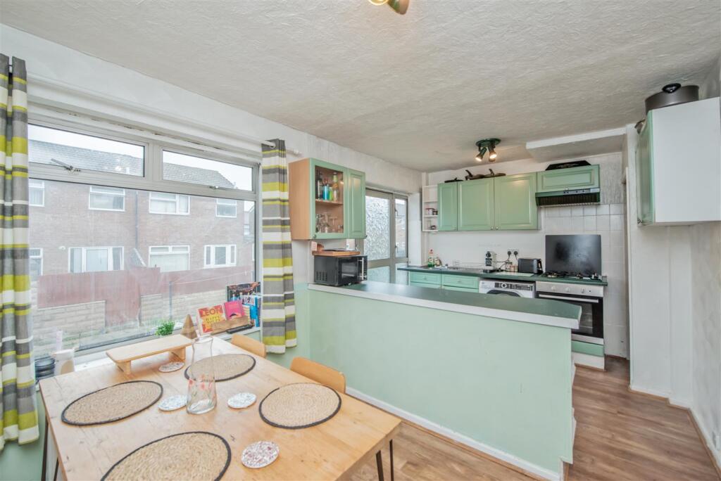 Fitted Dining Kitchen: