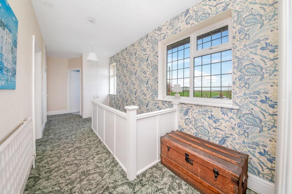 FIRST FLOOR LANDING
