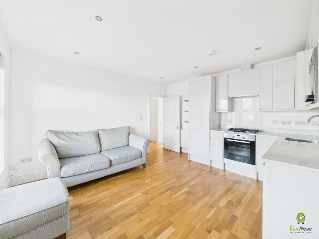 Presented by Nicoleta at EweMove Bexleyheath and D