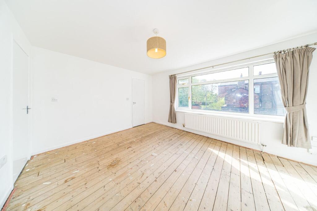 288 Scholes Lane bedroom.jpg