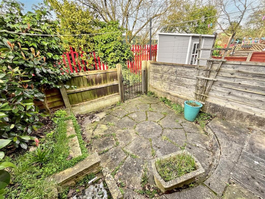 Gardens Aspect 3