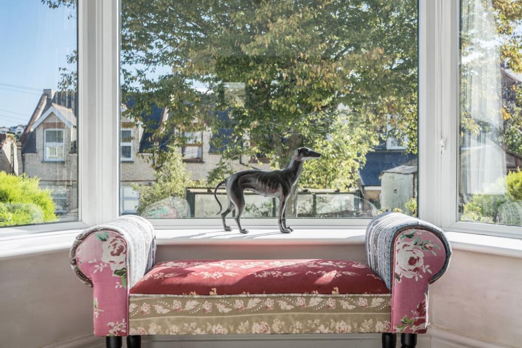 1357870-19-68d28af1c252d