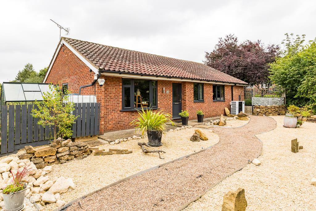 Detached Garage