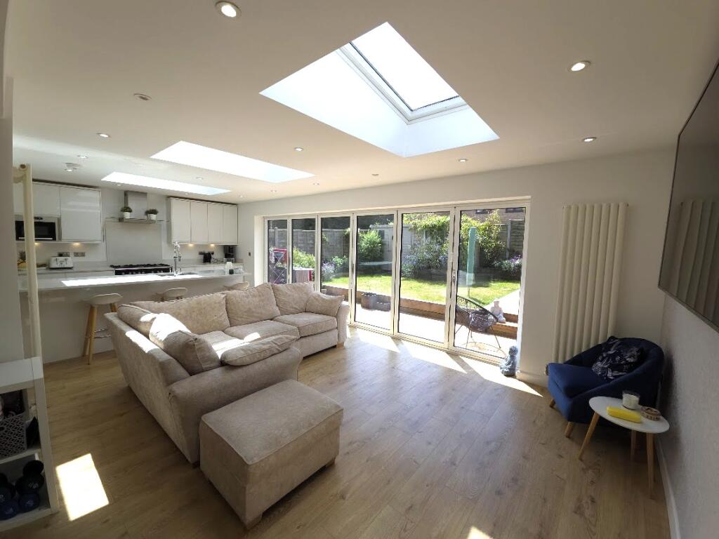 Kitchen - Breakfast room