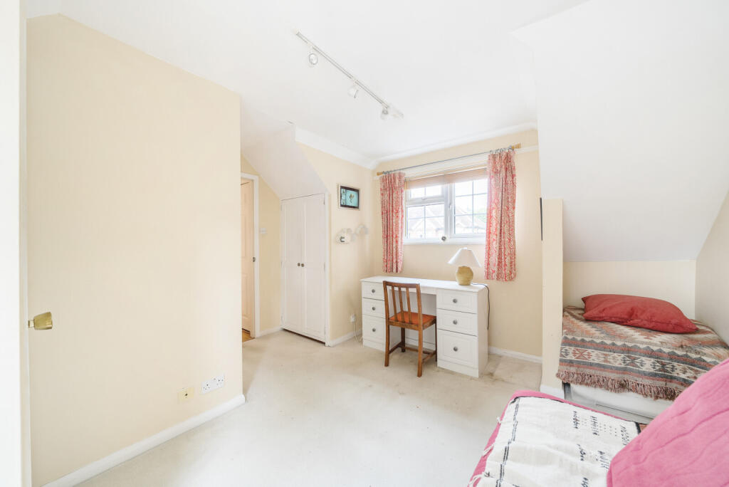 1339876-18-689c6f...