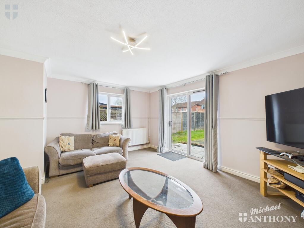 CAM03218G0-PR0578-STILL008