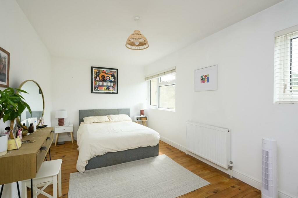 3 Spring Lane BA1 6NY-21.jpg