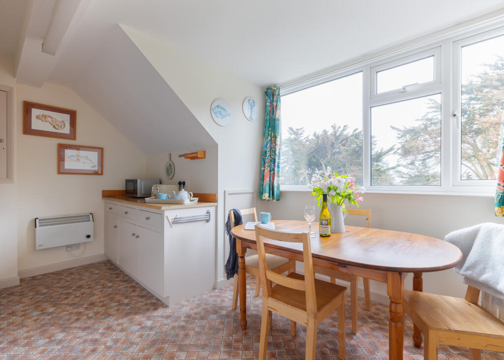 67e52cf391fa0_St Moritz Court 5-25