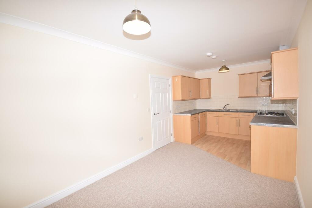Living Room / Kitchen