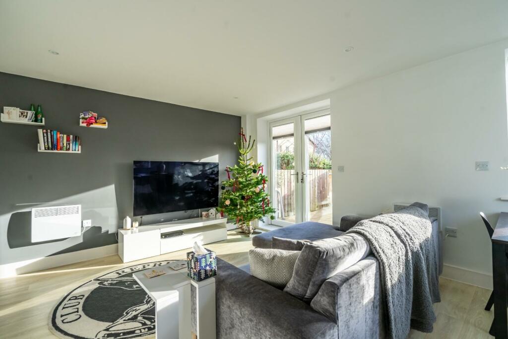 block c aviaotor court (5 of 15).jpg