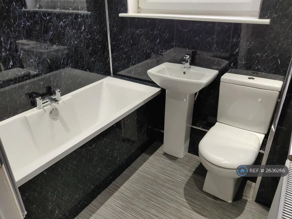 Upstairs Bathroom