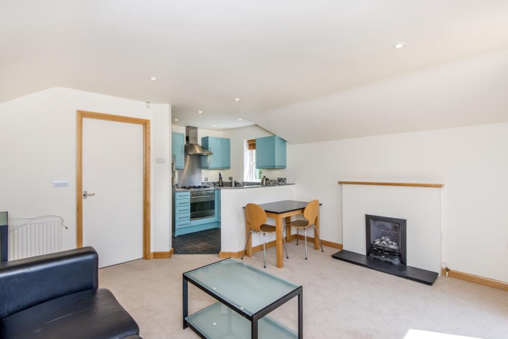 LivingRoom3