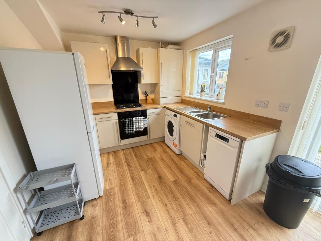 19 Friarwood Avenue Kitchen