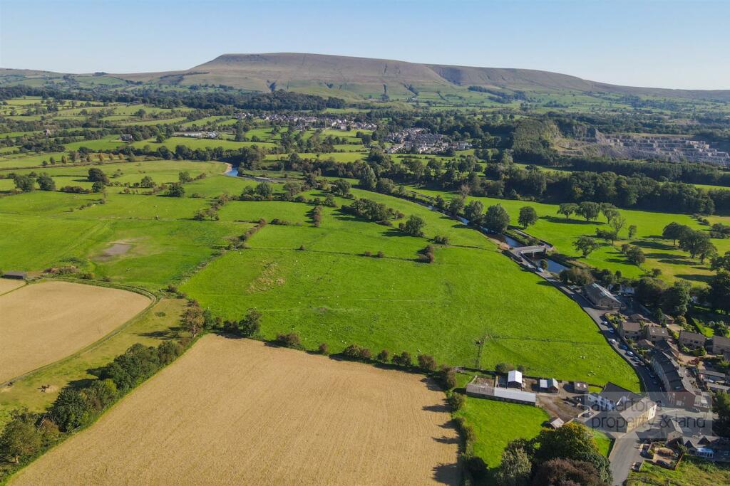 DJI_0982.jpg