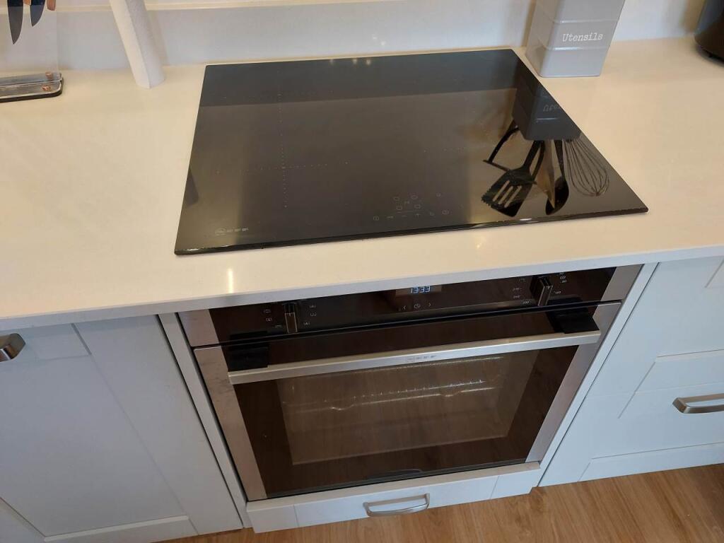 Oven &amp; hob
