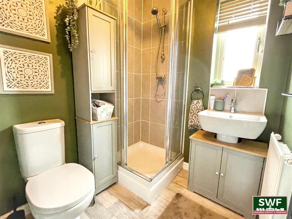 Ensuite.jpg