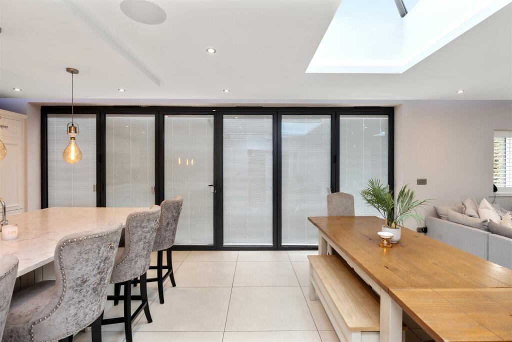 Offington Avenue, 85-032.jpg