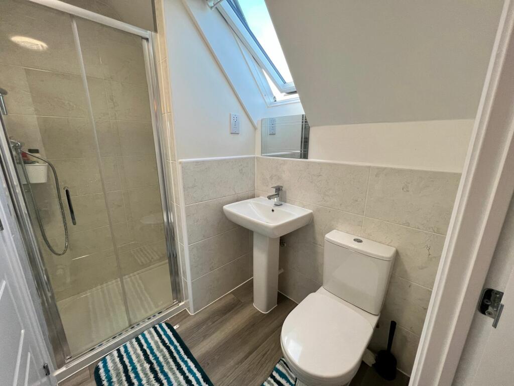 Jack &amp; Jill Bathroom top floor