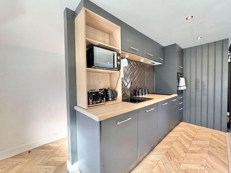 Kitchen area