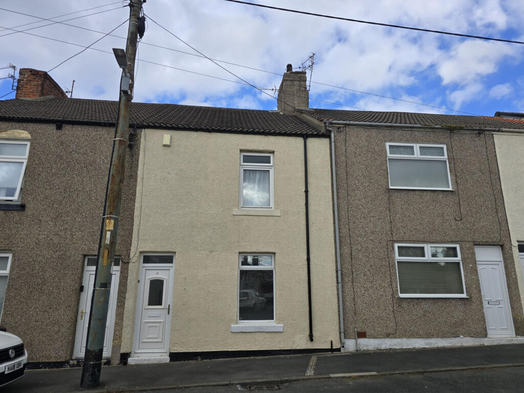 3 Bed Mid Terrace