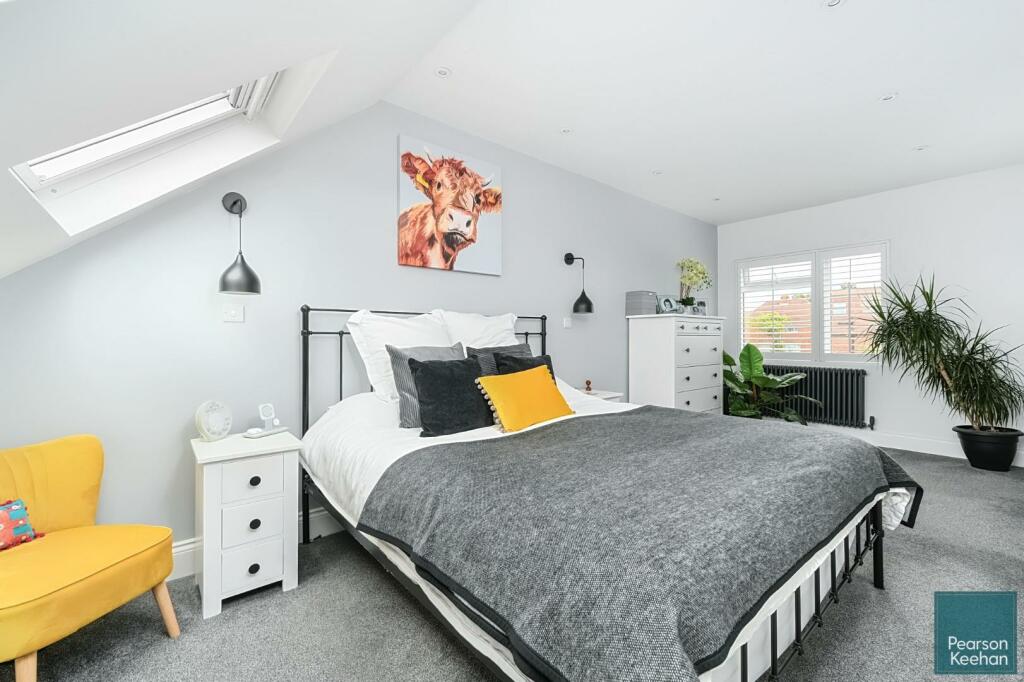 93 Applesham Ave, BN3 (22).jpg